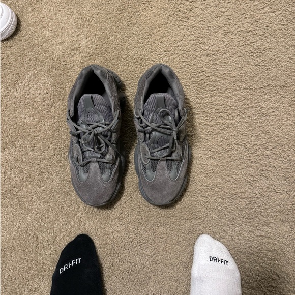 adidas gazelle silver green womens Yeezy 500 “ASH GREY” – In The Flow High Quality
